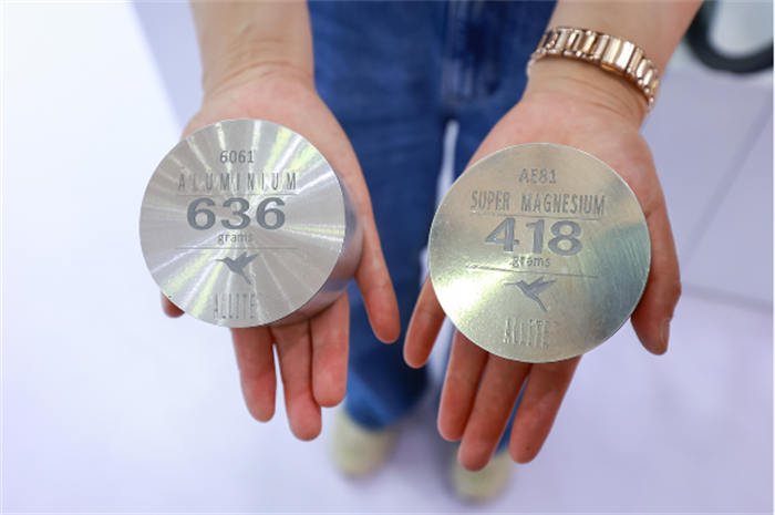 1683540513561991.jpg 2.jpg