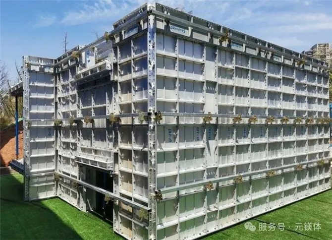 1750065788947946.jpg 2.jpg