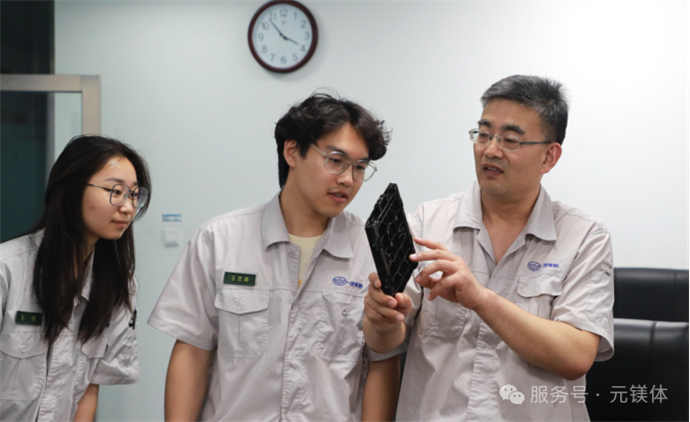 1751277383263410.jpg 5.jpg