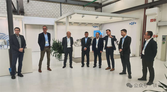 1760169547562040.jpg 2.jpg