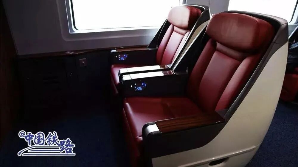 1762762937944537.jpg 4.jpg